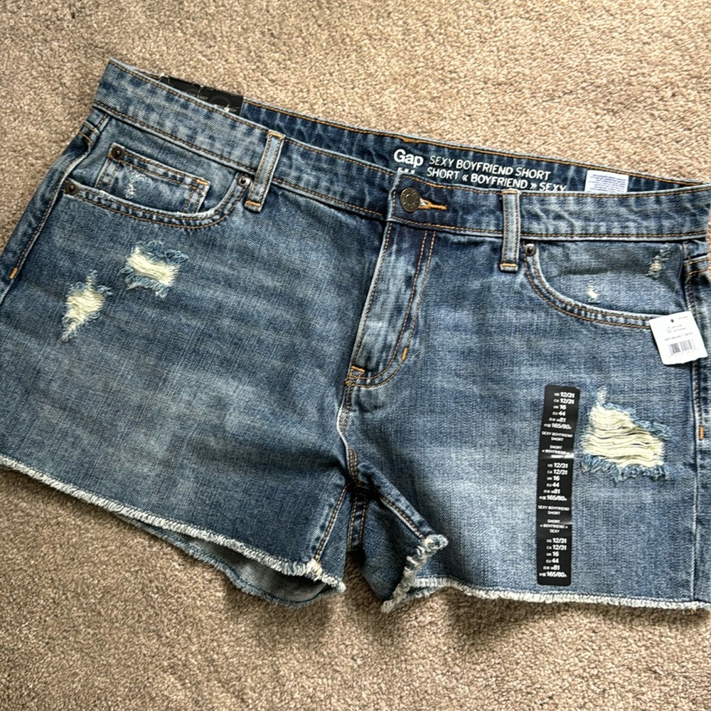 Gap sexy boyfriend denim shorts 12/31